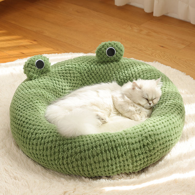 Cat Nest Little Frog Series Warm Plush Mat - Fluffy Peach